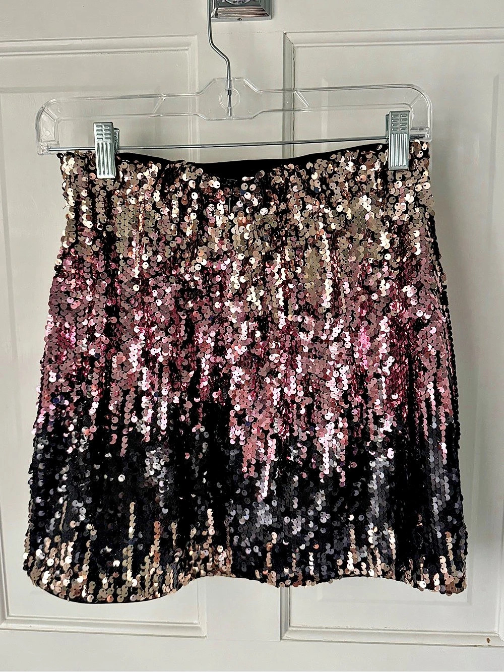 Forever 21 Sequin Mini Skirt in Black & Pink